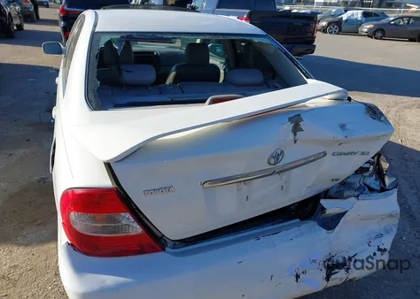 2002 Toyota Camry Xle V6 из США, поврежденный, VIN 4T1BF32K82U006868